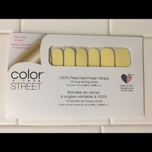 Color Street Belgian Buttercup Nails